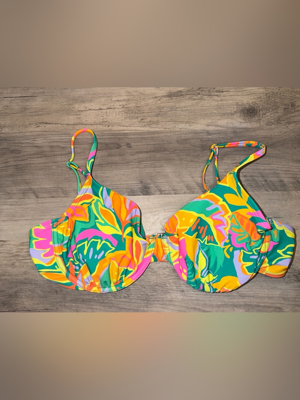 Wild fable women large 36d Bikini Top Underwire Bright neon green Tropical nwot